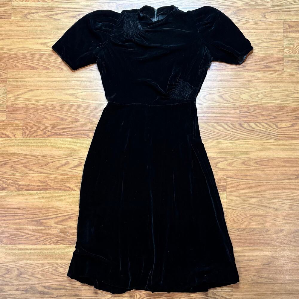 Vintage 1930s Black Velvet Dress Puff Sleeve Ruched Gothic Romantic Small